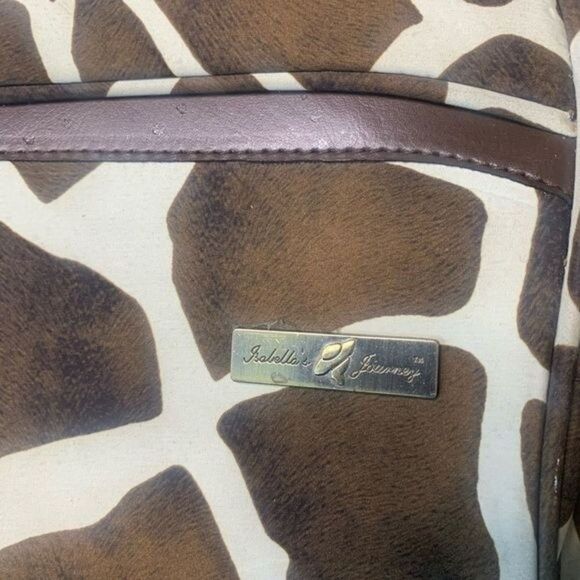 Isabella’s Journey Giraffe Print Weekender Bag - Picture 6 of 10